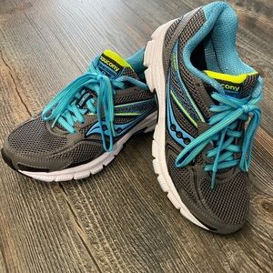 Saucony cohesion running shoes